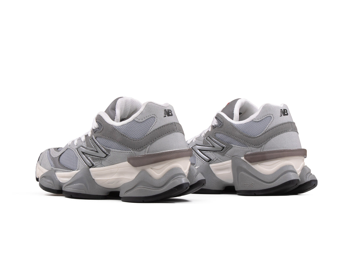 Paq 6 Pares Tenis New Balance 9060 Gris Claro 1.1 Premium 23/26.5