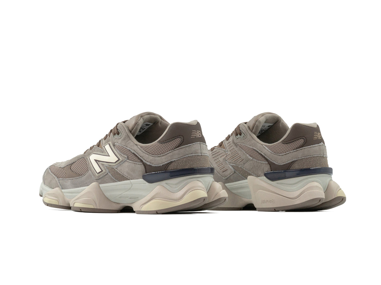 Tenis New Balance 9060 Mushroom Brown Importado