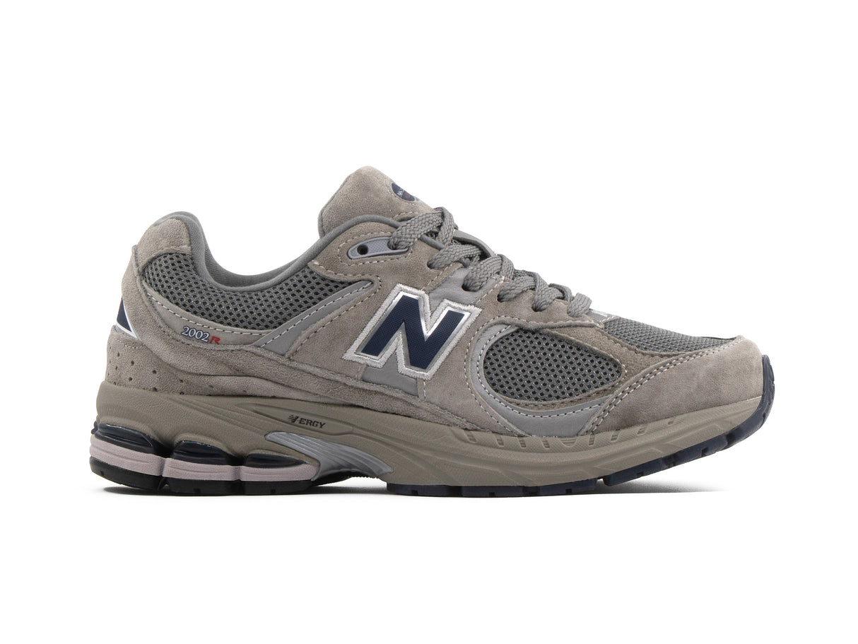 Tenis New Balance 2002R Gore-Tex Castlerock Importado