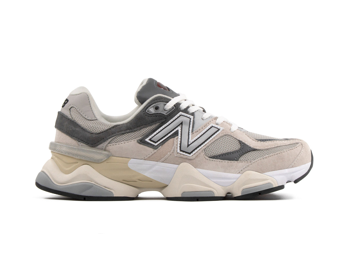 Tenis New Balance 9060 Gris Importado