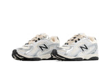Tenis New Balance 204L Plata Latte Negro 1.1 Premium