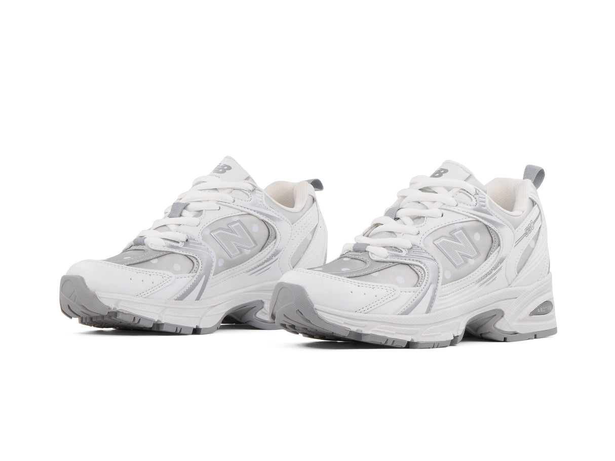 Paq 6 Pares Tenis New Balance 530 Plata Lunar 1.1 Premium 23/26.5