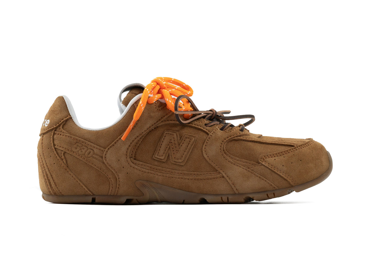 Tenis New Balance 530 SL Miu Miu Cinnamon Importado