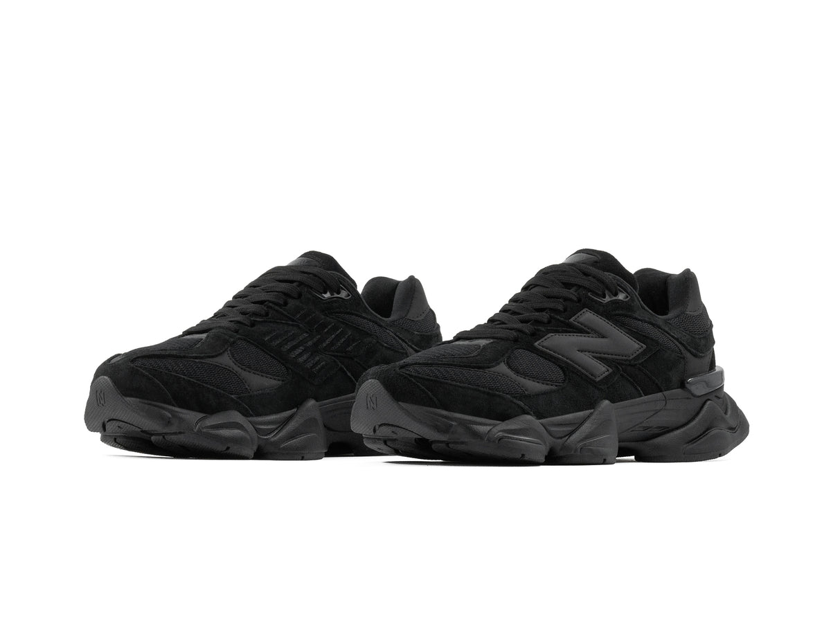 Tenis New Balance 9060 Triple Black Importado