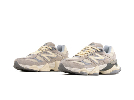 Tenis New Balance 9060 Beige Importado