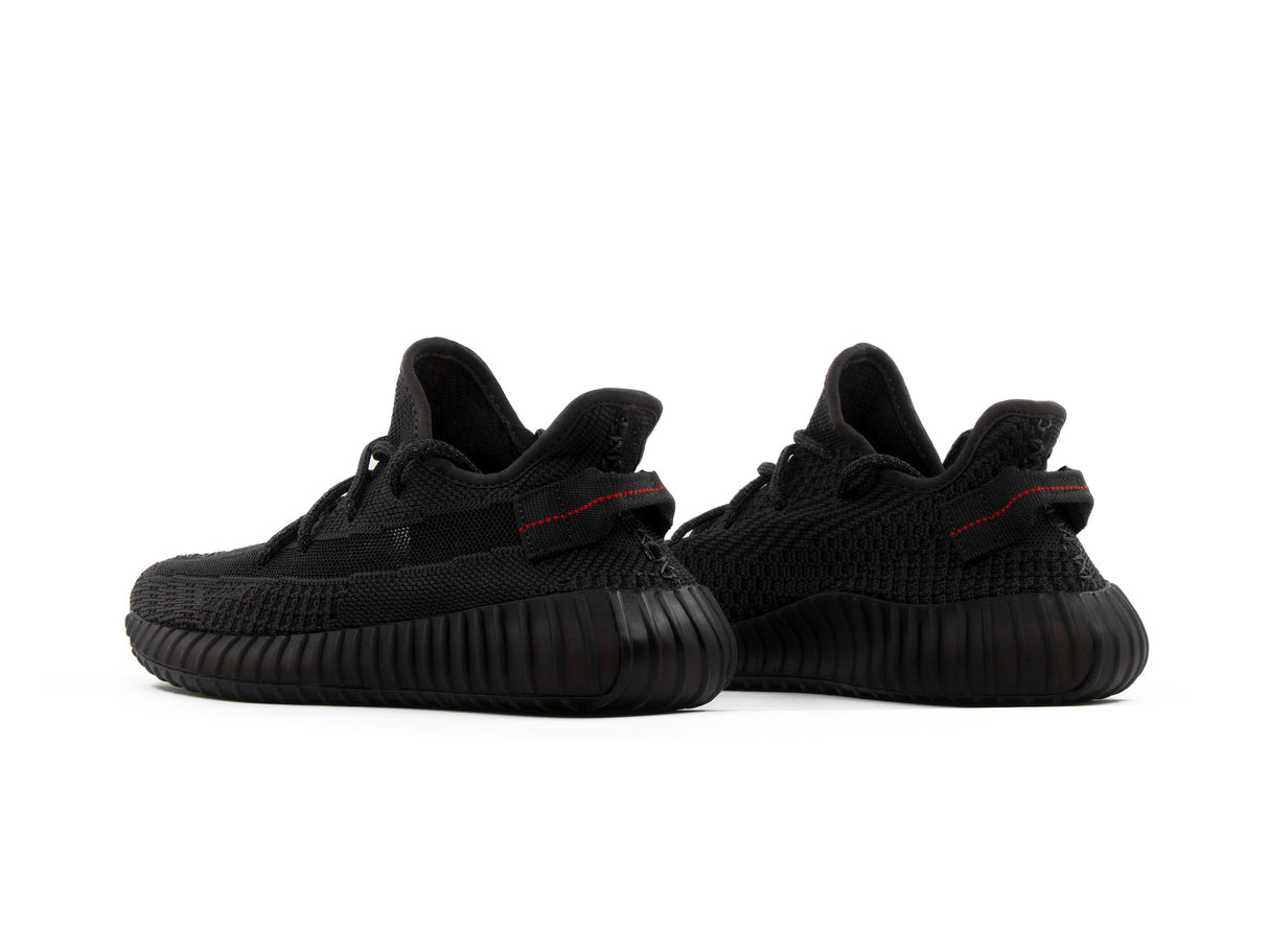 Tenis Yeezy Bost 350 V2 Black Importado