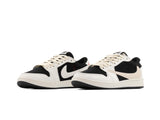 Tenis Travis Low OG Black Sail