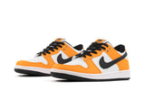 Tenis Dunk Low Naranja Blanco